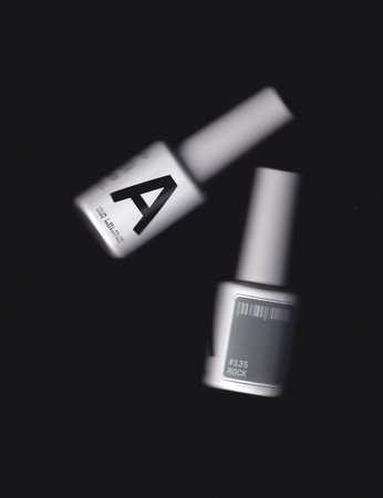 Adore Lakier Hybrydowy 135 Rock, 12 ml